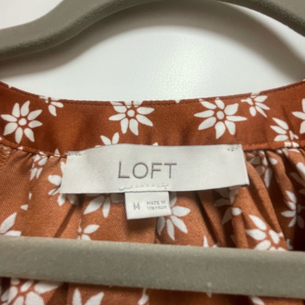 LOFT Women's Brown Rust Floral Blouse - Picture 7 of 7